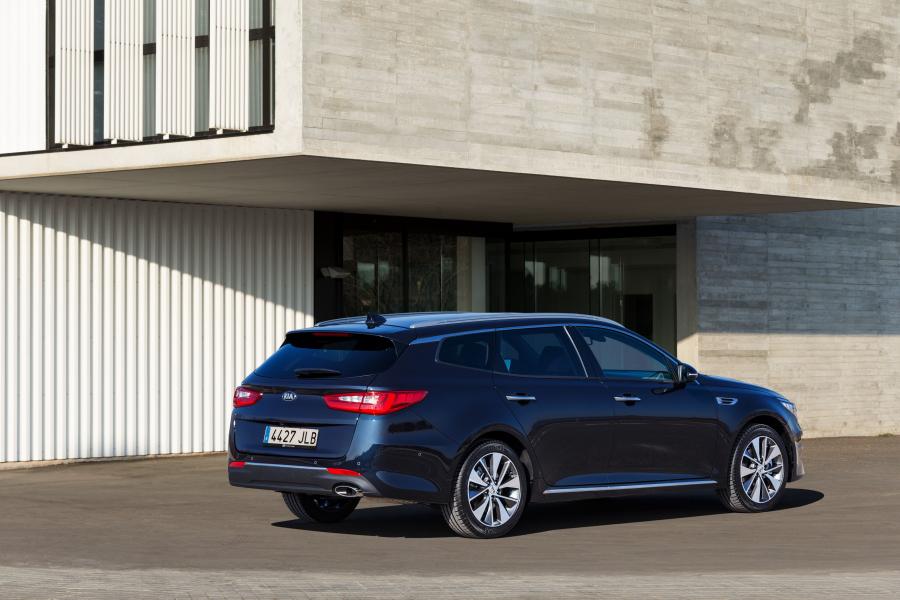  Kia Optima Sportswagon 2016 года  (фото 12 из 24)